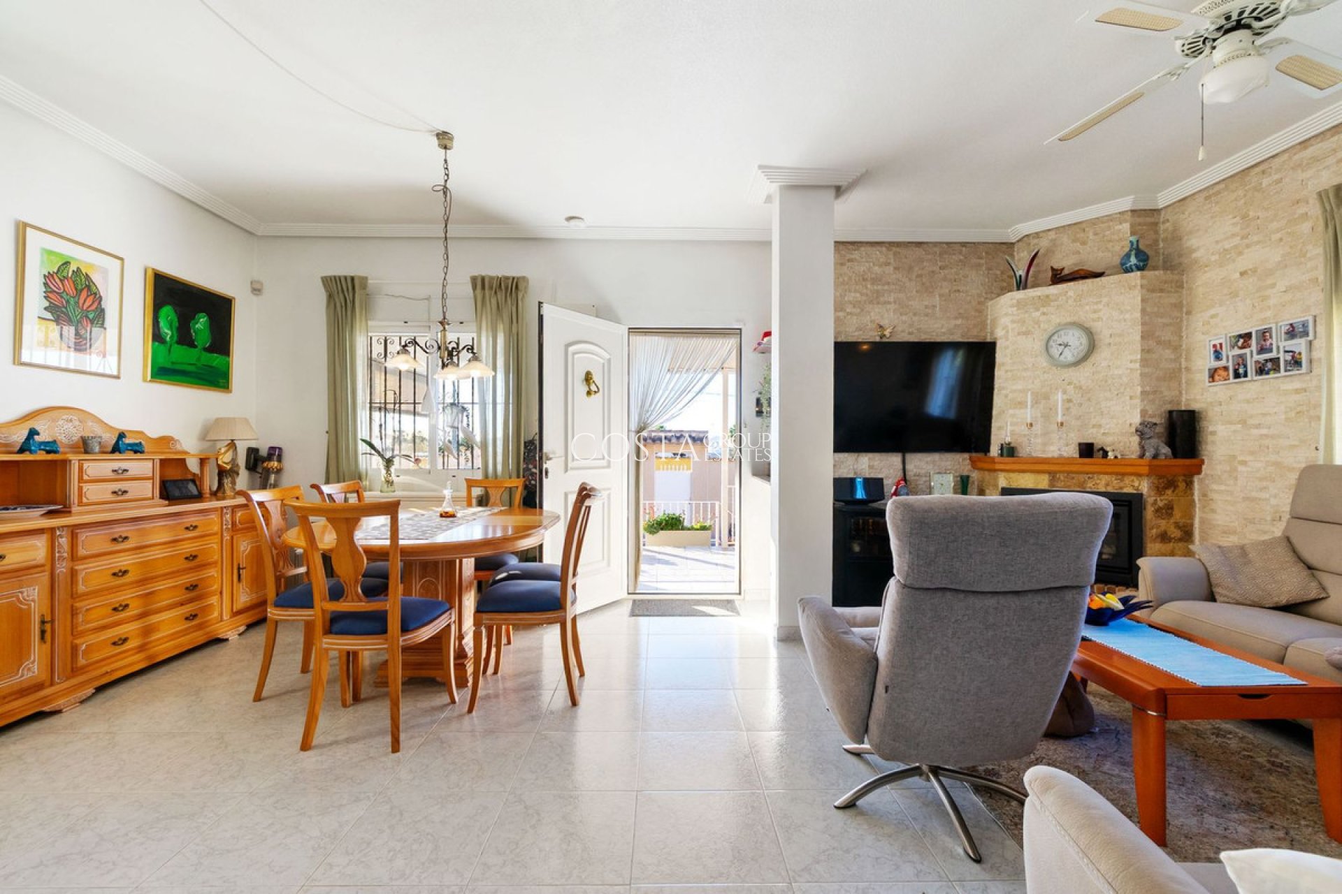 Revente - Villa -
Torrevieja