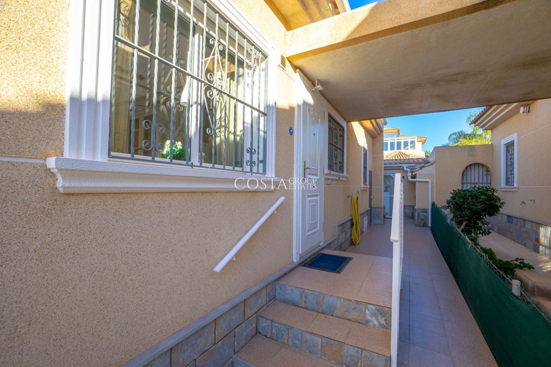 Revente - Villa -
Torrevieja