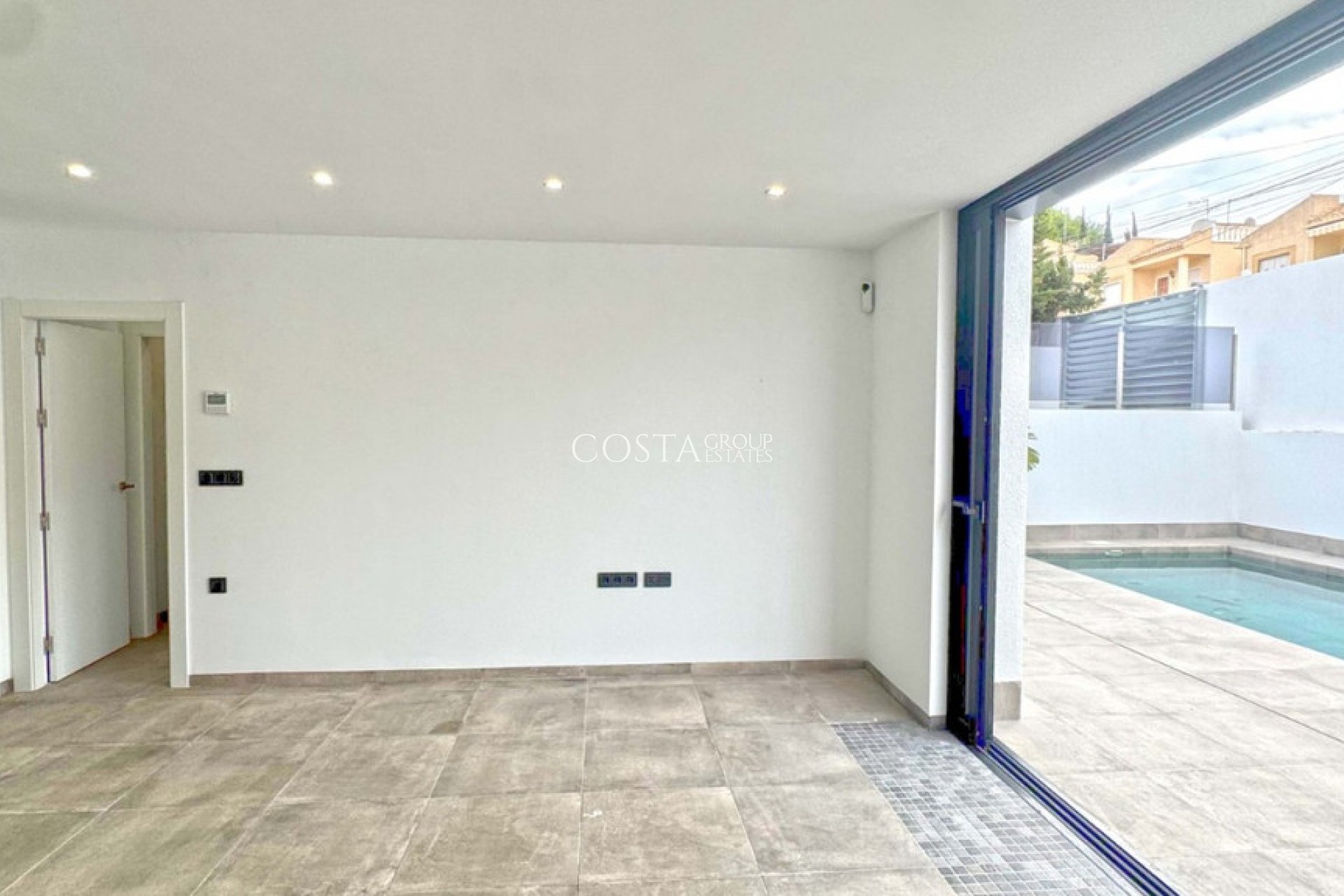 Revente - Villa -
Torrevieja