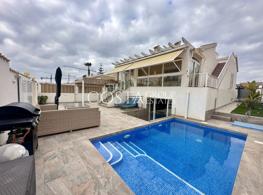 Revente - Villa -
Torrevieja