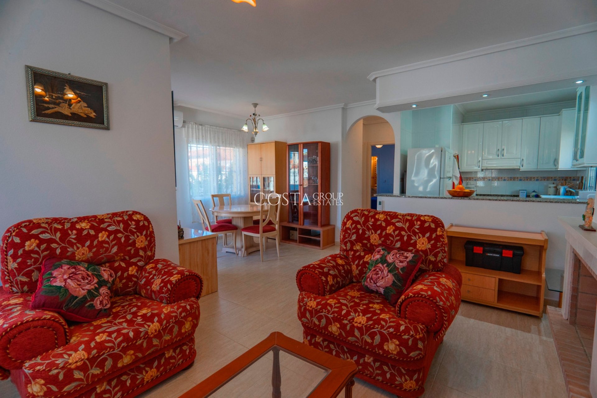 Revente - Villa -
Urbanización El Raso