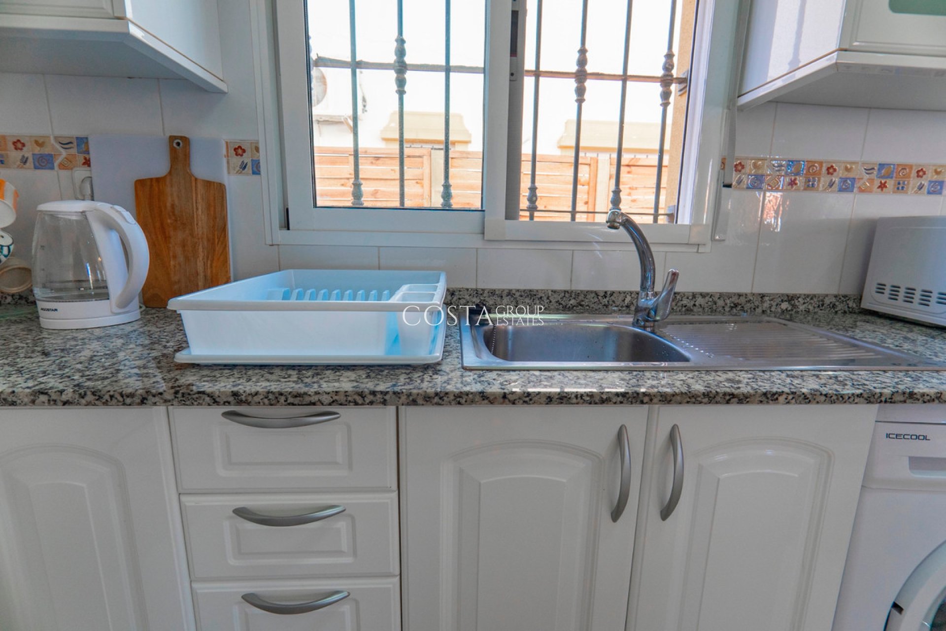 Revente - Villa -
Urbanización El Raso