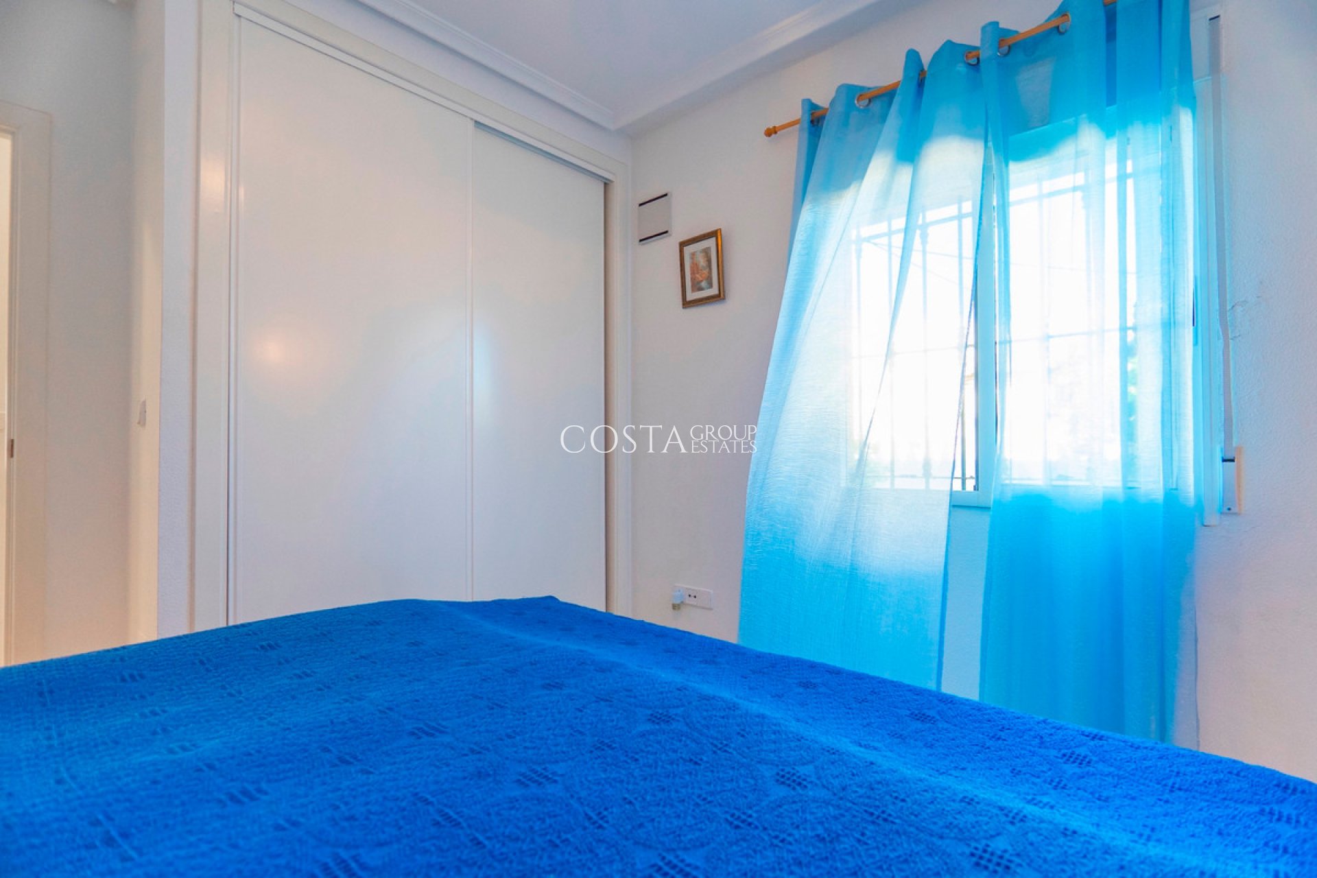 Revente - Villa -
Urbanización El Raso