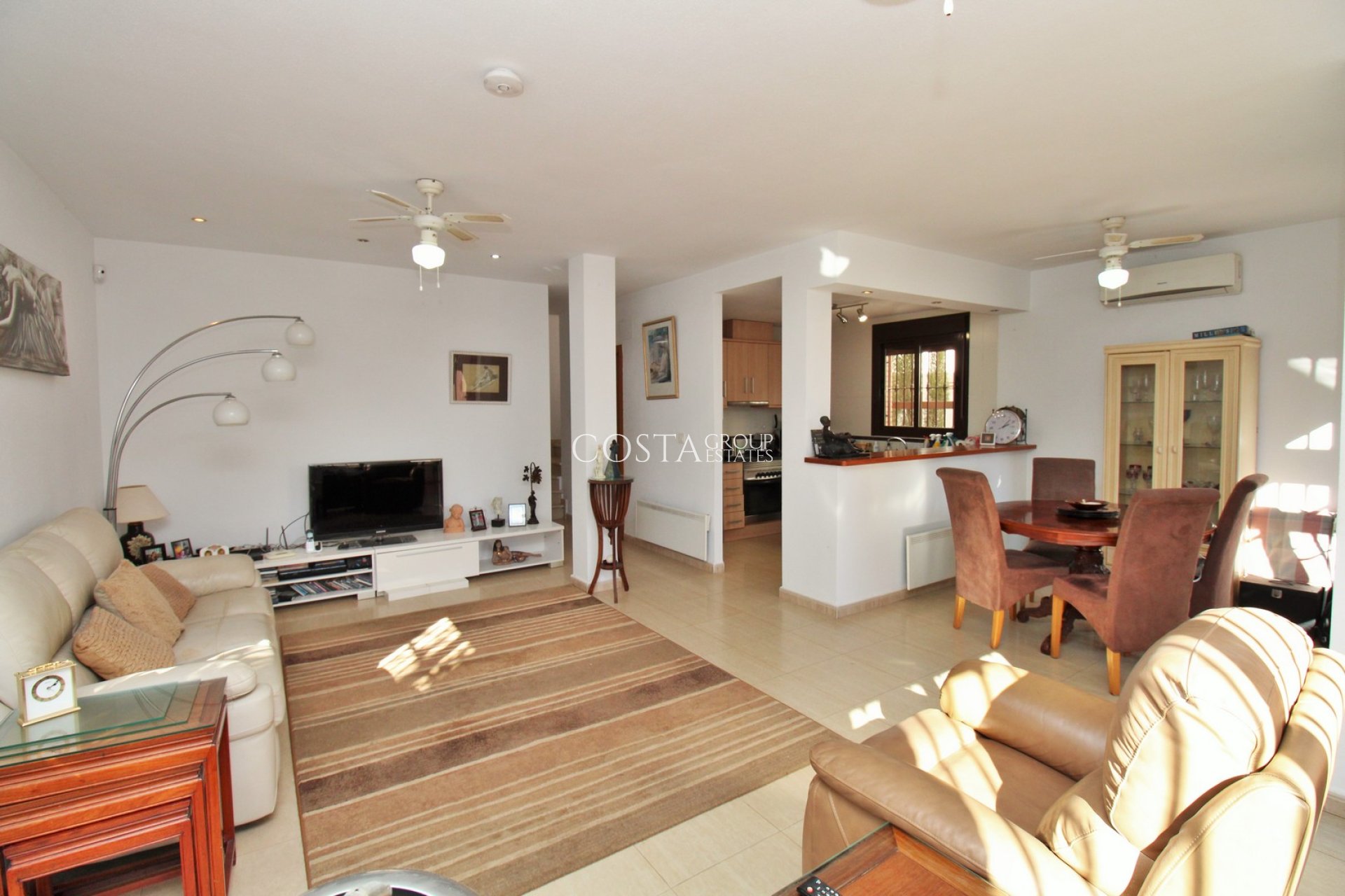 Revente - Villa -
Villamartín - PAU 8
