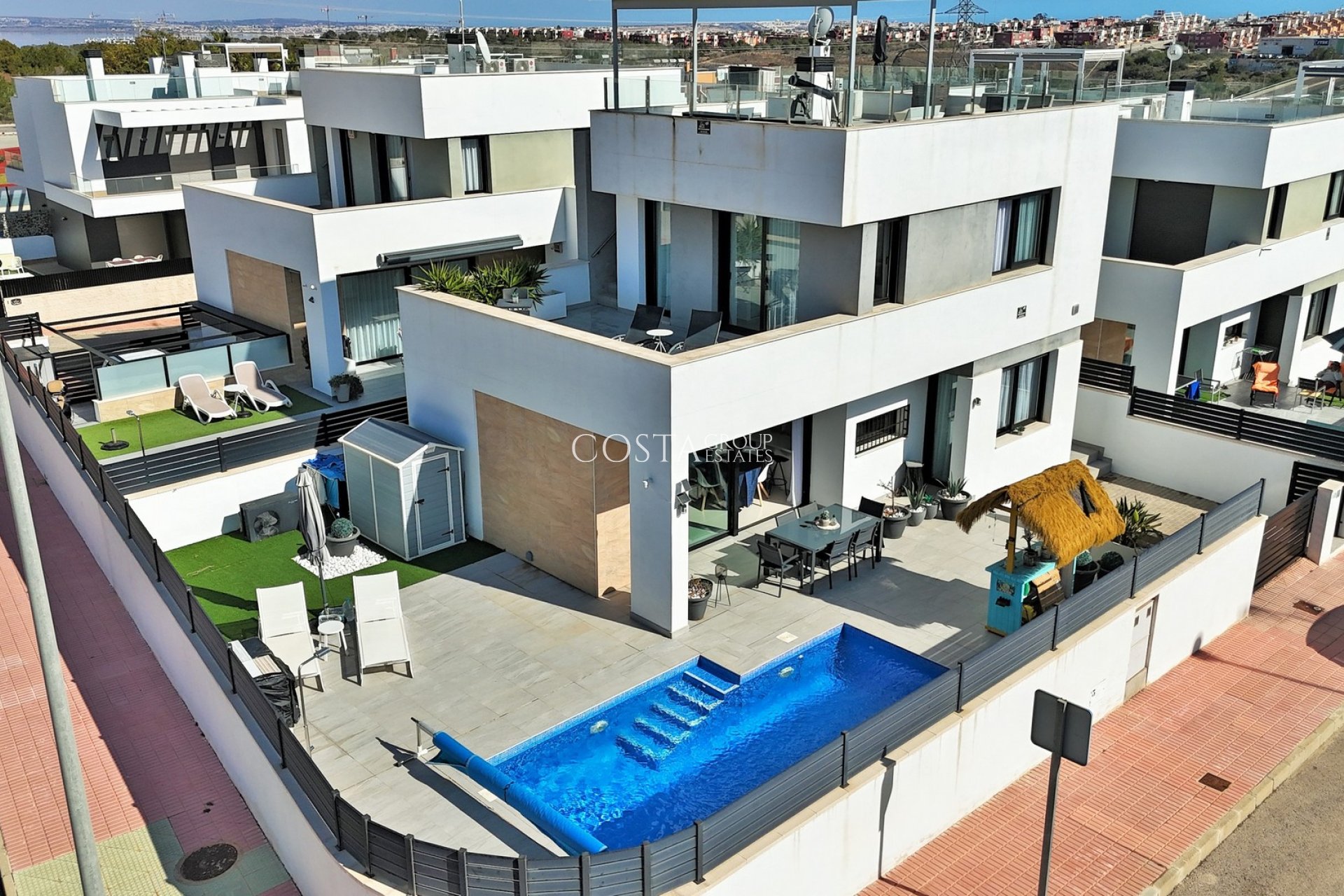 Revente - Villa -
Villamartín