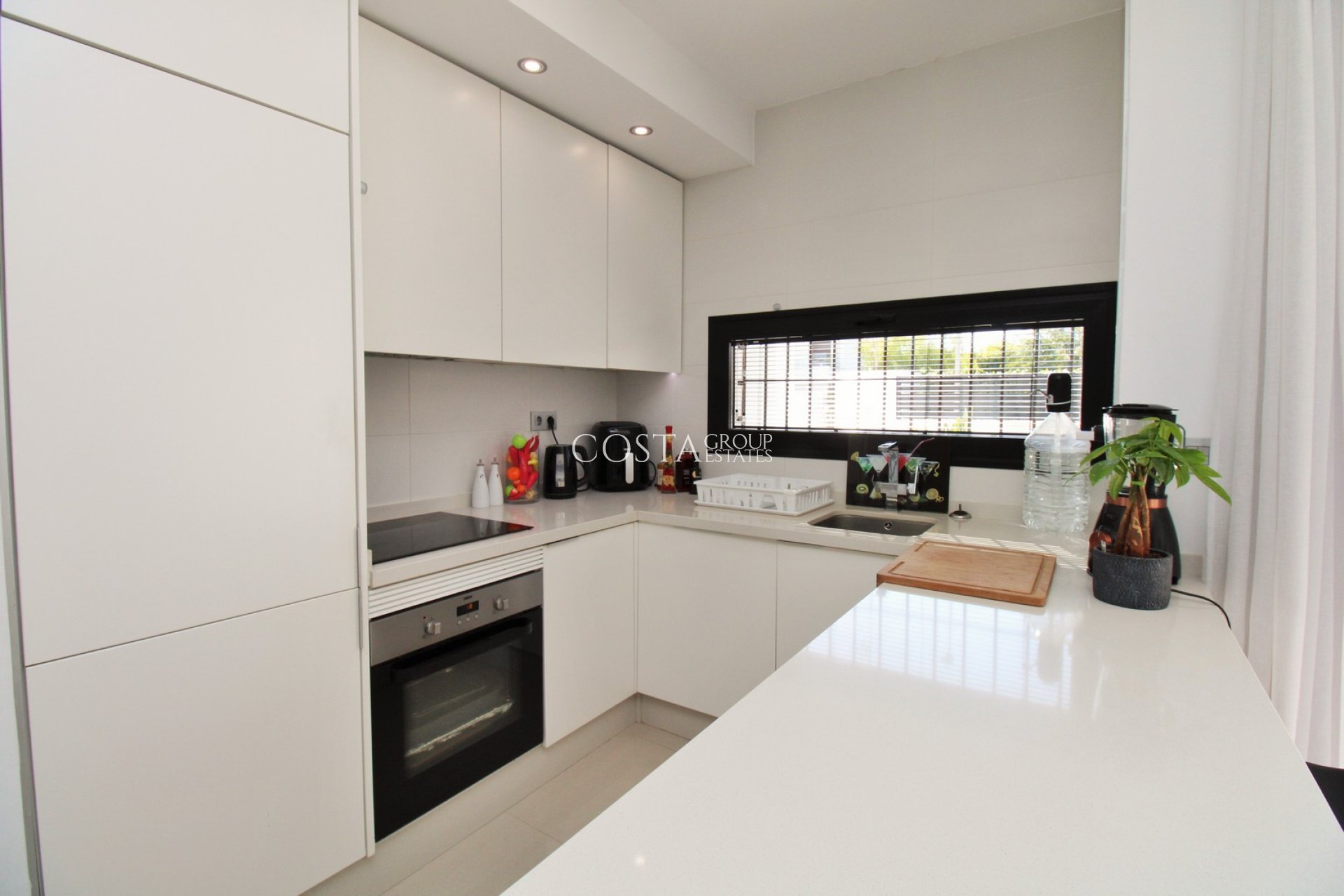 Revente - Villa -
Villamartín