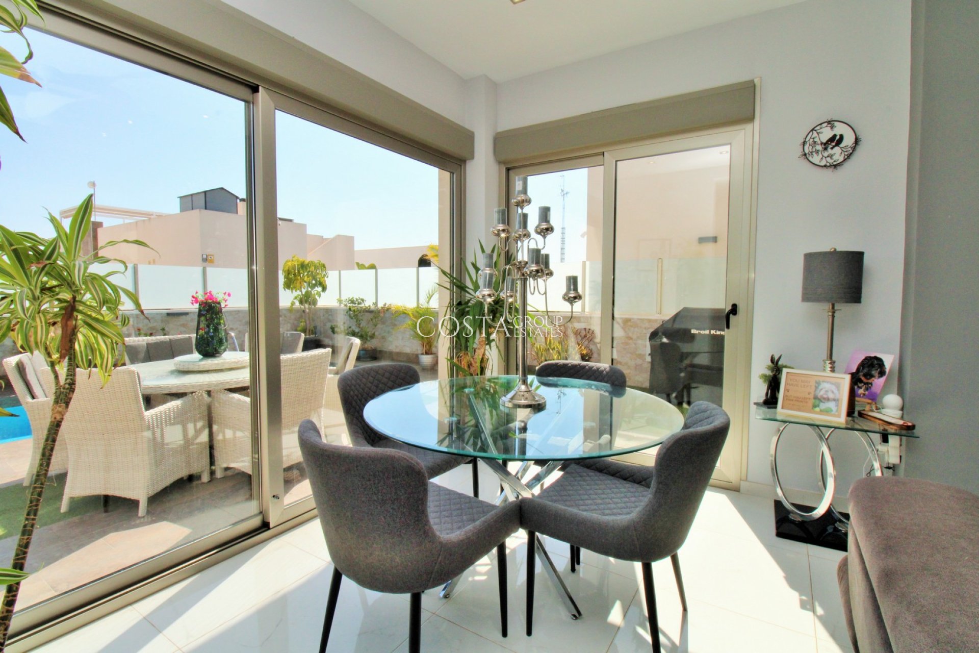 Revente - Villa -
Villamartín