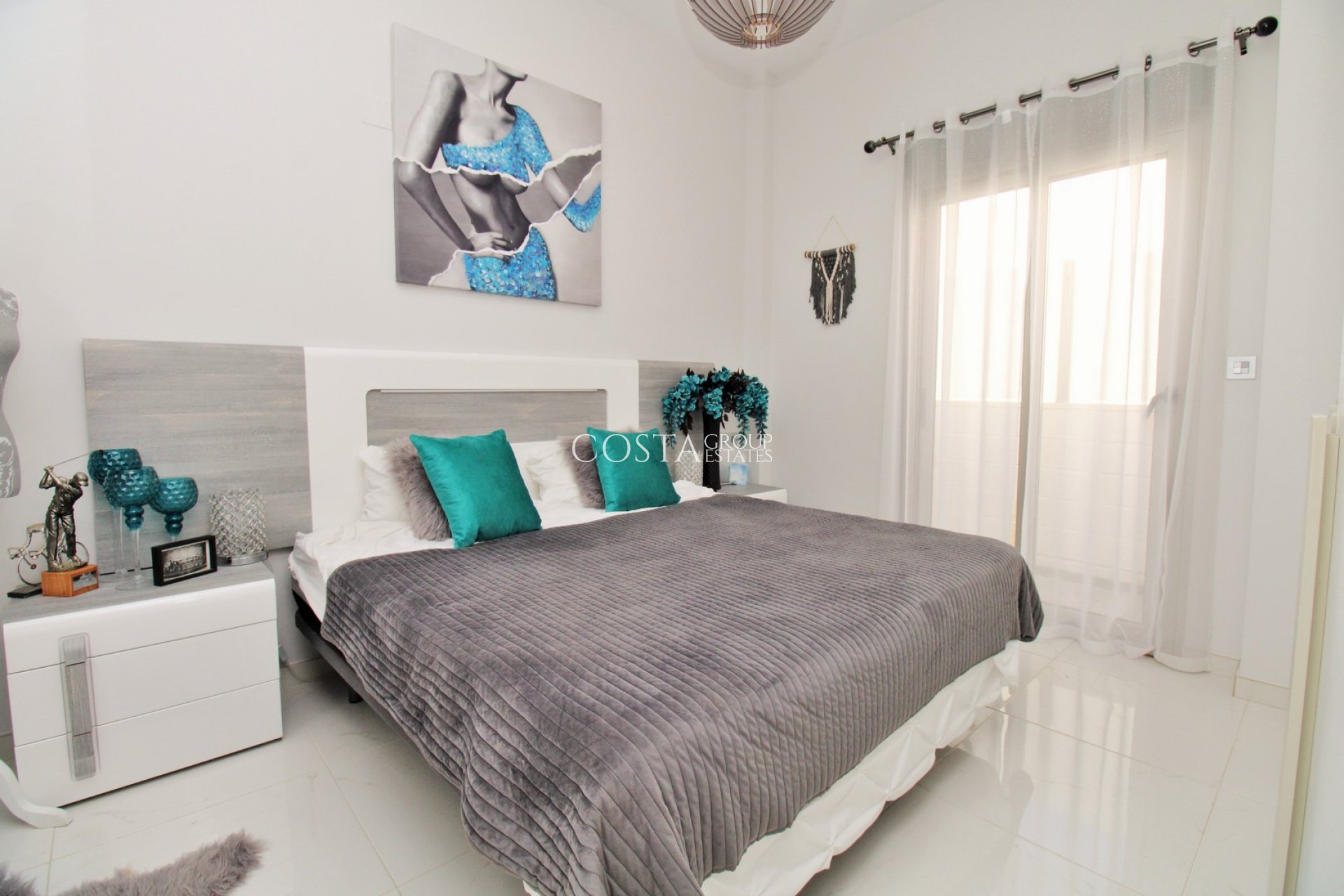 Revente - Villa -
Villamartín