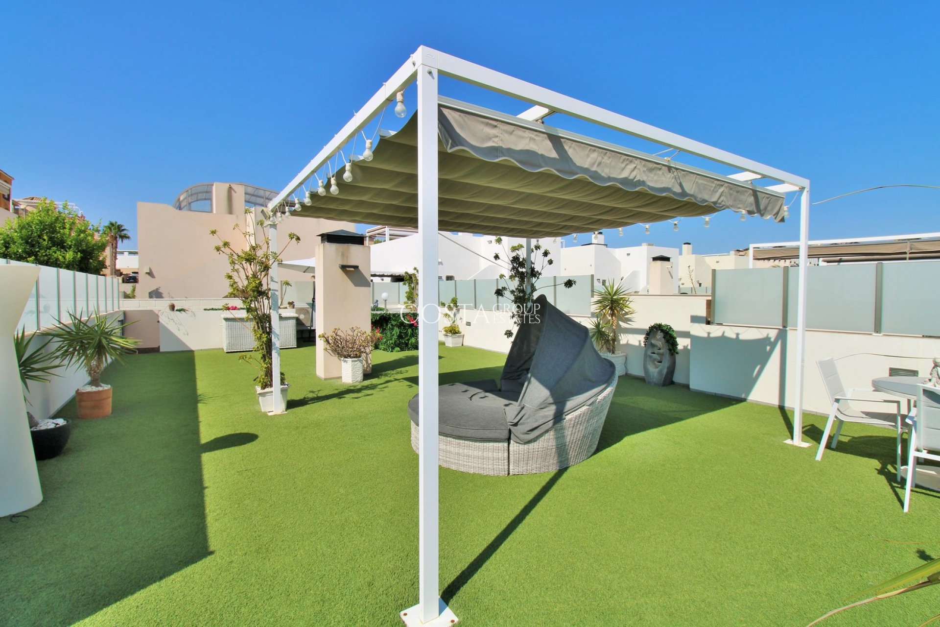 Revente - Villa -
Villamartín