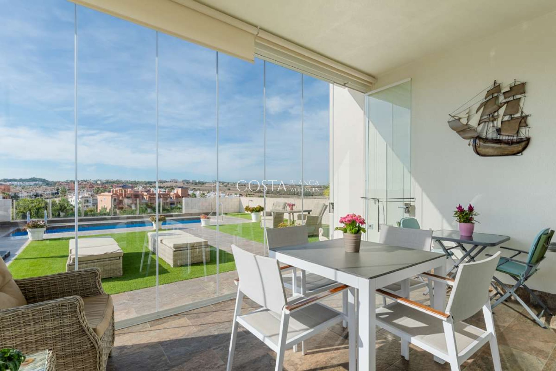 Revente - Villa -
Villamartín