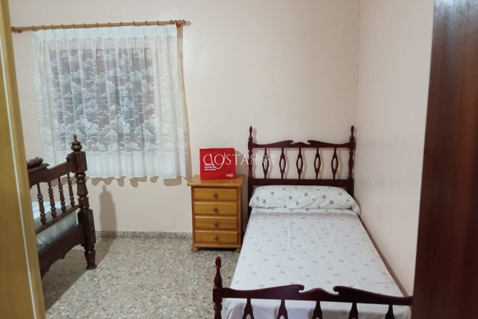 Revente - Villa -
Yecla - Yecla Centro