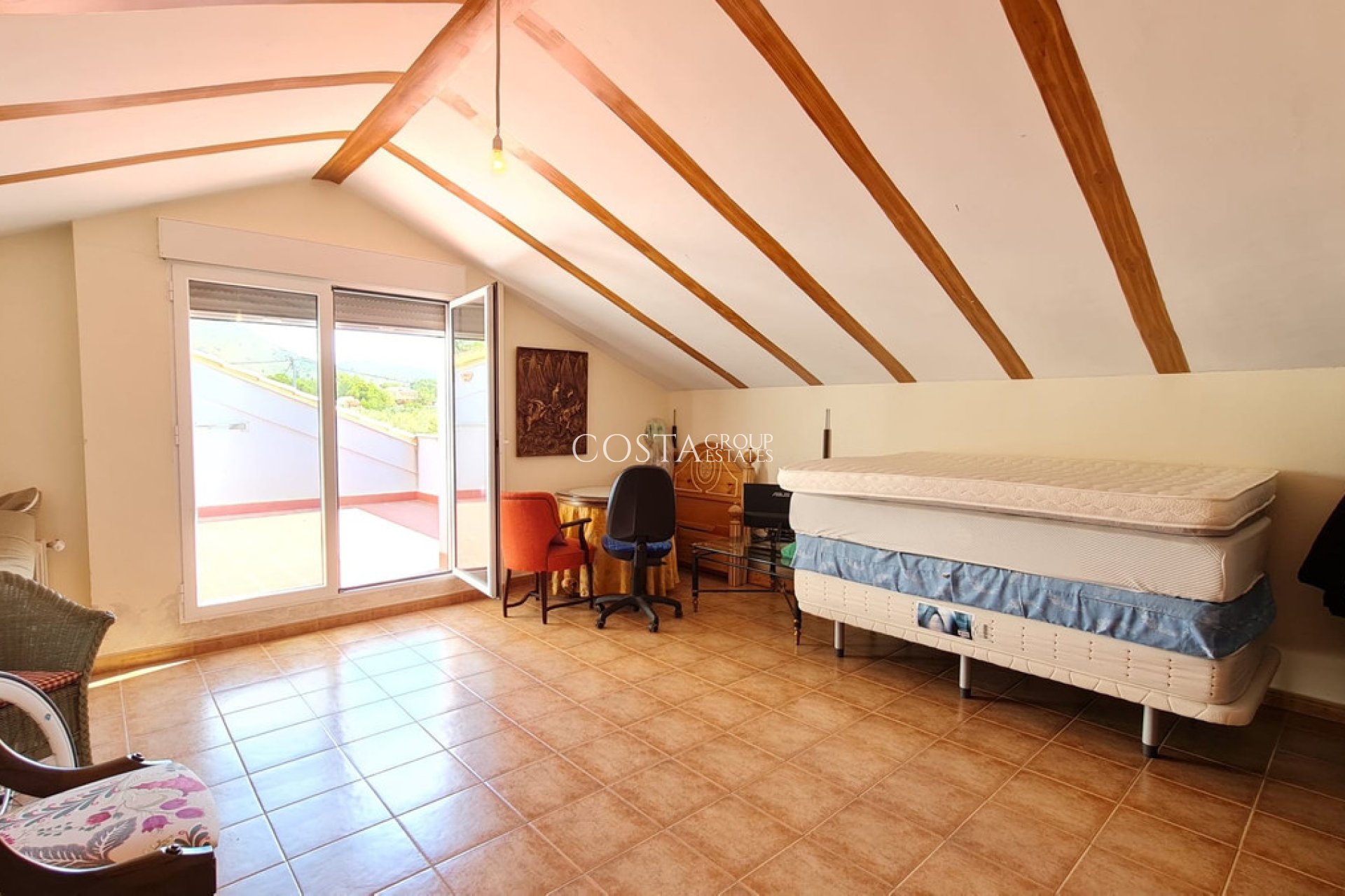 Revente - Villa -
Yecla - Yecla Centro