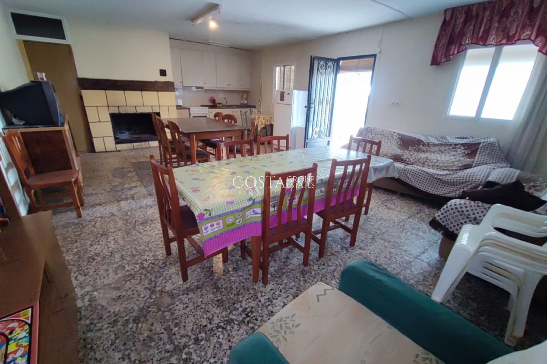 Revente - Villa -
Yecla - Yecla Centro