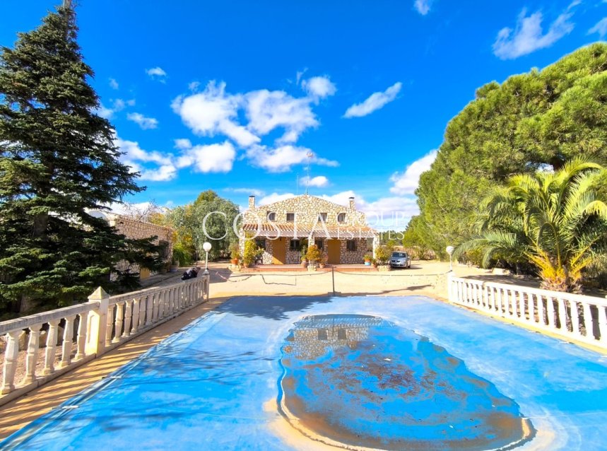 Revente - Villa -
Yecla - Yecla Centro