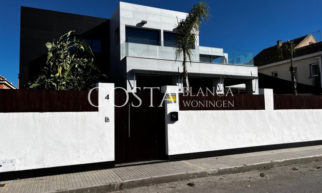 Villa - Herverkoop - Almoradí -
                Almoradí