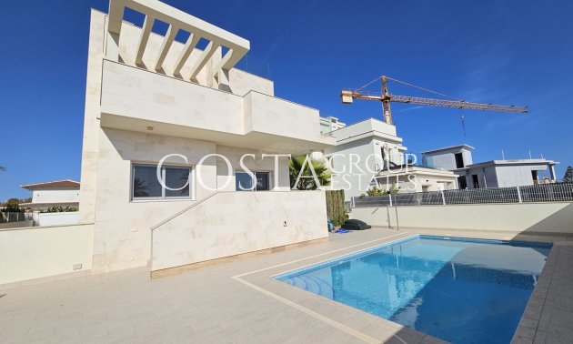 Villa - Herverkoop - Orihuela Costa - La Zenia
