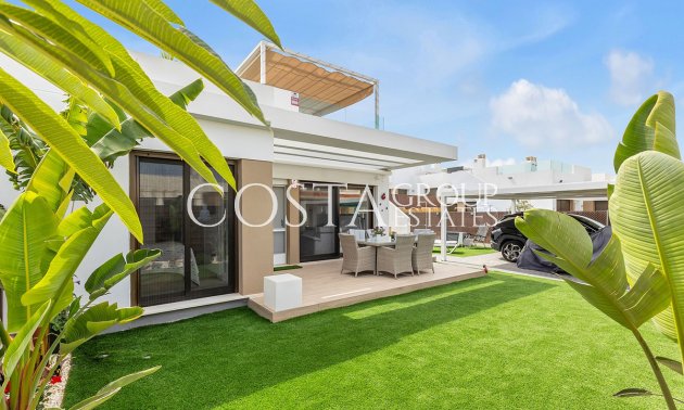 Villa - Herverkoop - Orihuela Costa - Vista Bella Golf