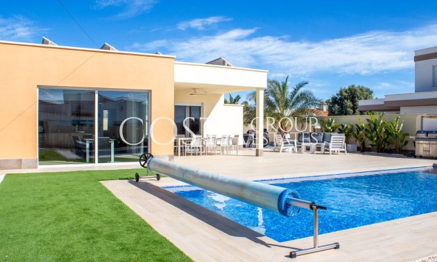 Villa - Herverkoop - Torrevieja - La Siesta