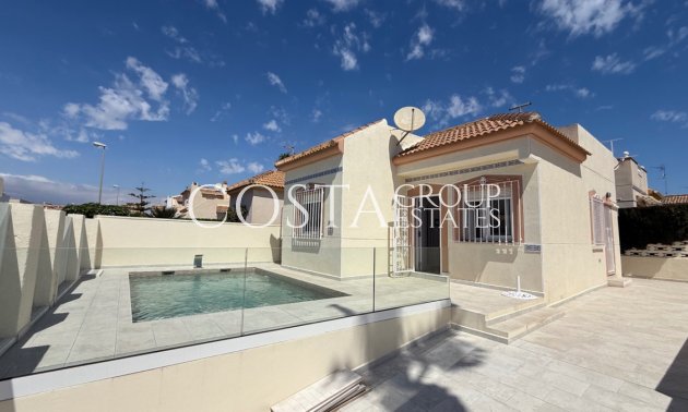 Villa - Herverkoop - Torrevieja - Torrevieja Centro