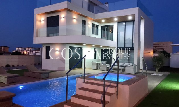 Villa - Nouvelle construction - Dehesa de Campoamor - Dehesa de Campoamor