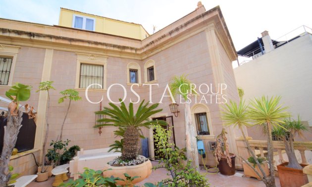 Villa - Resale -
            Guardamar del Segura - RO-51723