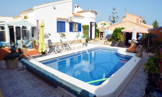 Villa - Resale - La Florida - La Florida