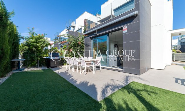 Villa - Resale - Orihuela Costa - Punta Prima