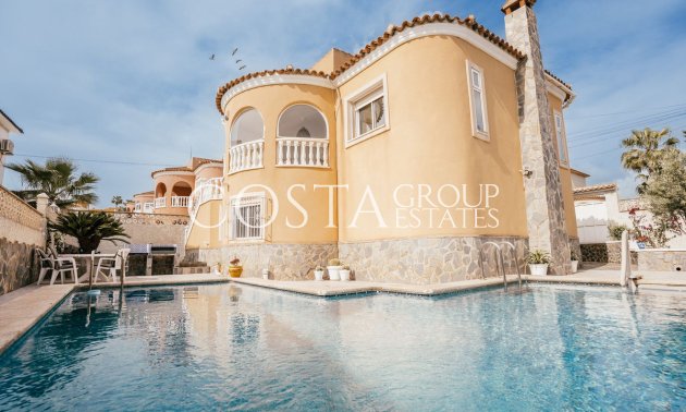 Villa - Resale - Orihuela - Villamartin