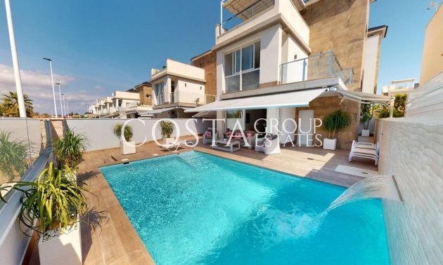 Villa - Resale - Torrevieja - Torrevieja