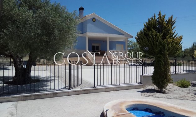 Villa - Resale -
            Yecla - RO-28240