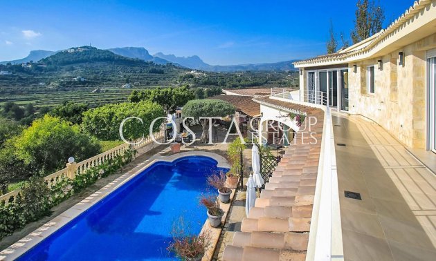 Villa - Wiederverkauf - Calpe - Calpe Centro