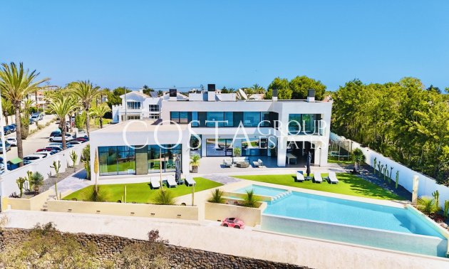 Villa - Wiederverkauf - Orihuela - Cabo Roig