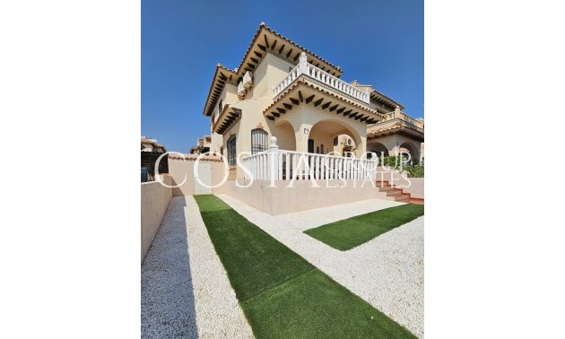 Villa - Wiederverkauf - Orihuela - Lomas de Cabo Roig