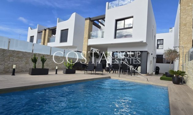 Villa - Wiederverkauf - Orihuela - Punta Prima