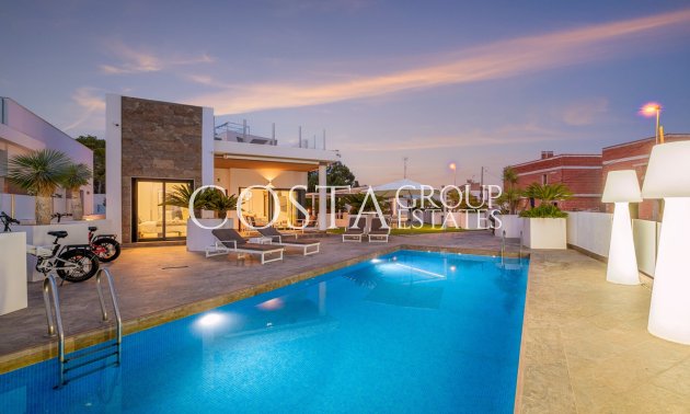 Villa - Wiederverkauf -
            Orihuela - RO-24085