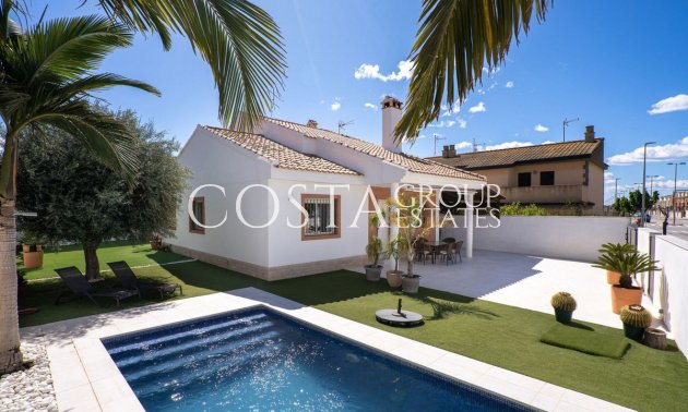 Villa - Wiederverkauf - Pilar de la Horadada - Torre De La Horadada