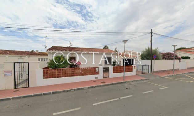 Villa - Wiederverkauf - Torrevieja - Torrevieja Centro