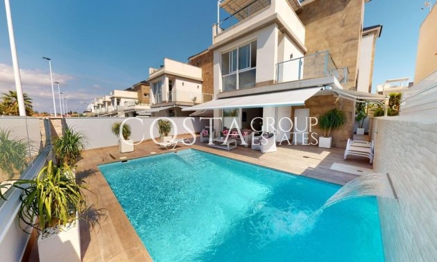 Villa - Wiederverkauf - Torrevieja - Torrevieja