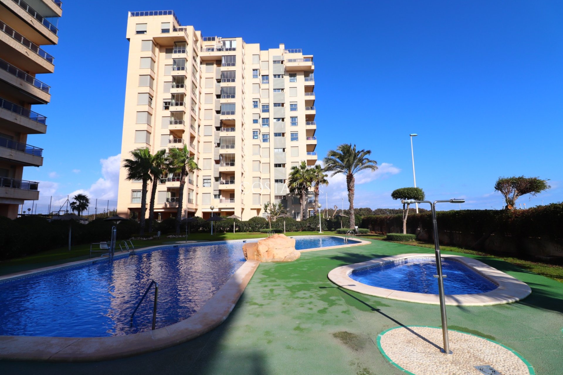 Wiederverkauf - Apartment -
Guardamar del Segura
