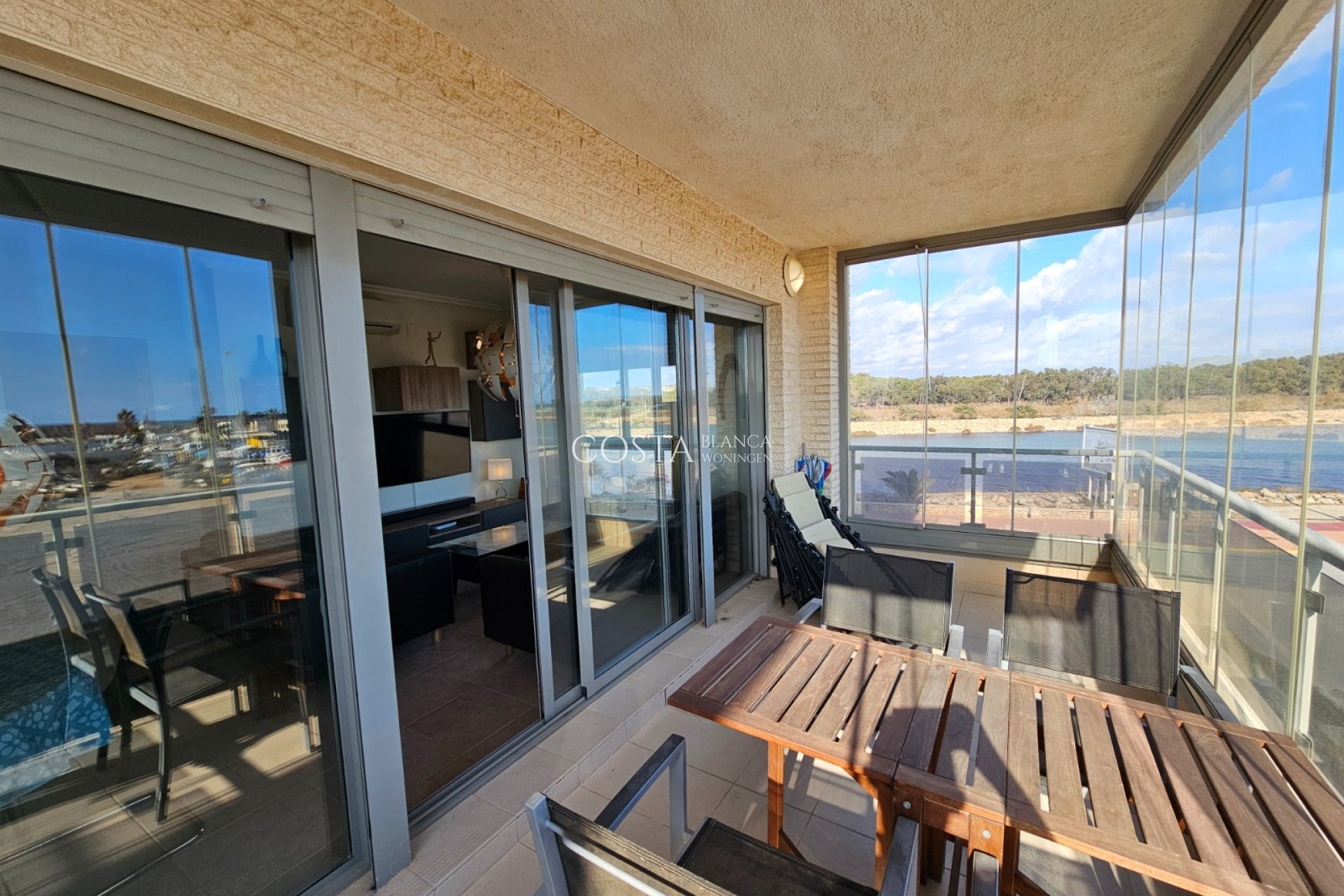 Wiederverkauf - Apartment -
Guardamar del Segura
