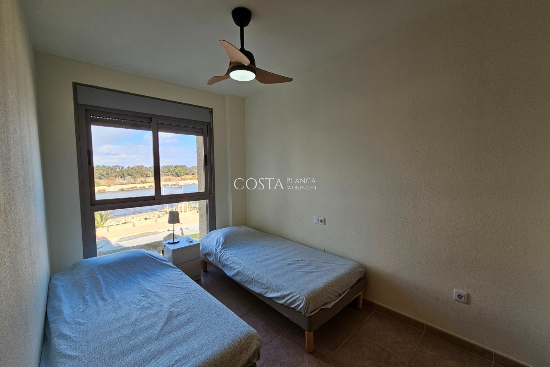 Wiederverkauf - Apartment -
Guardamar del Segura