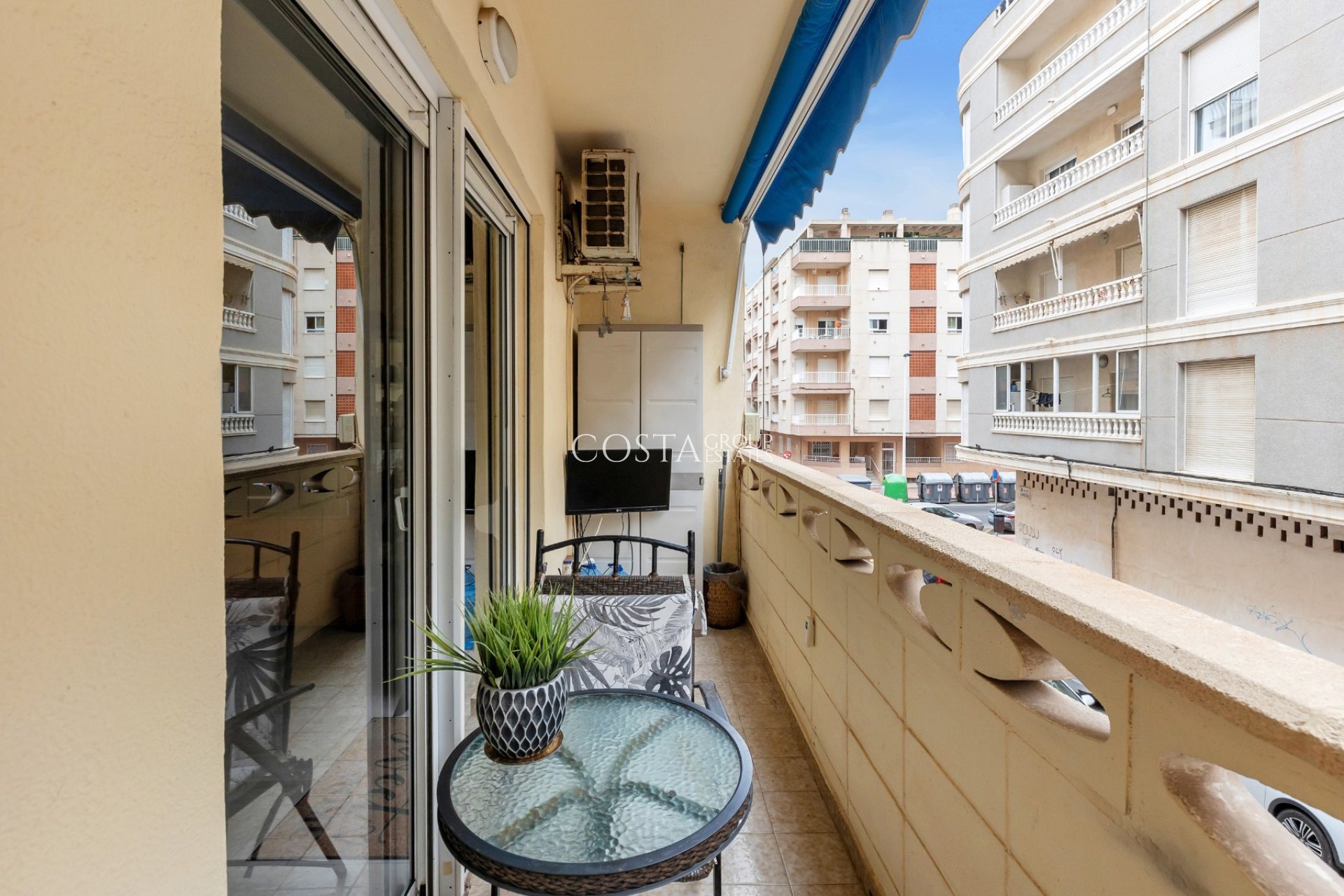 Wiederverkauf - Apartment -
Torrevieja - Playa del Cura