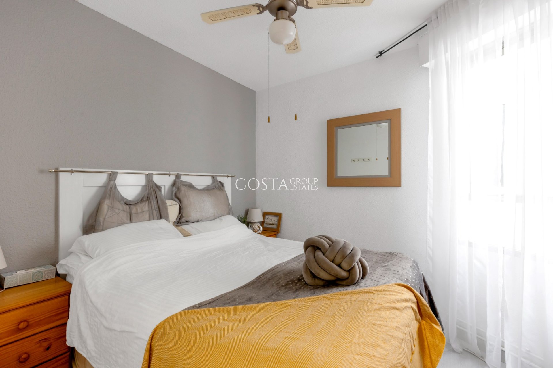 Wiederverkauf - Apartment -
Torrevieja - Playa del Cura