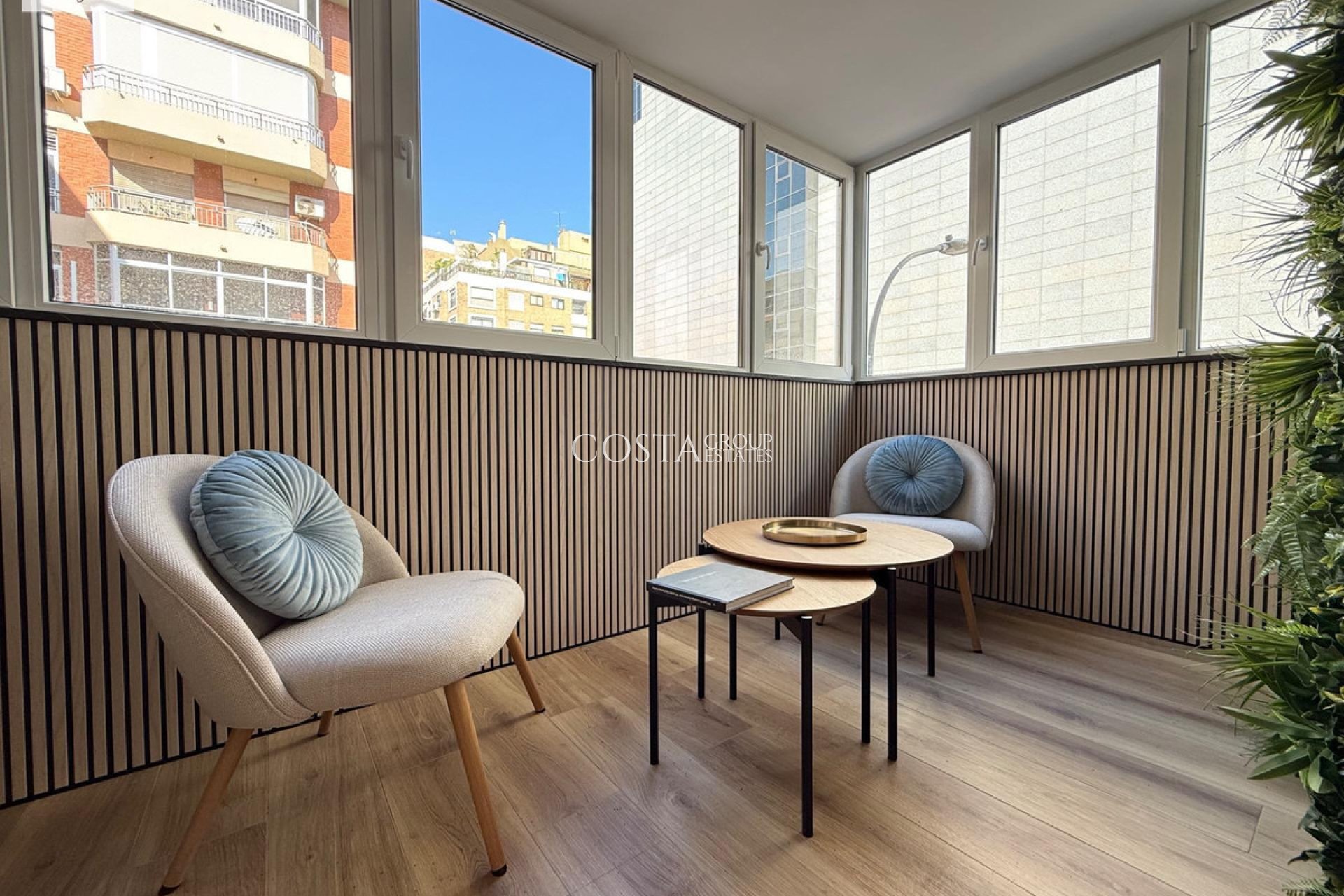 Wiederverkauf - Apartments -
Alicante - Alicante Centro