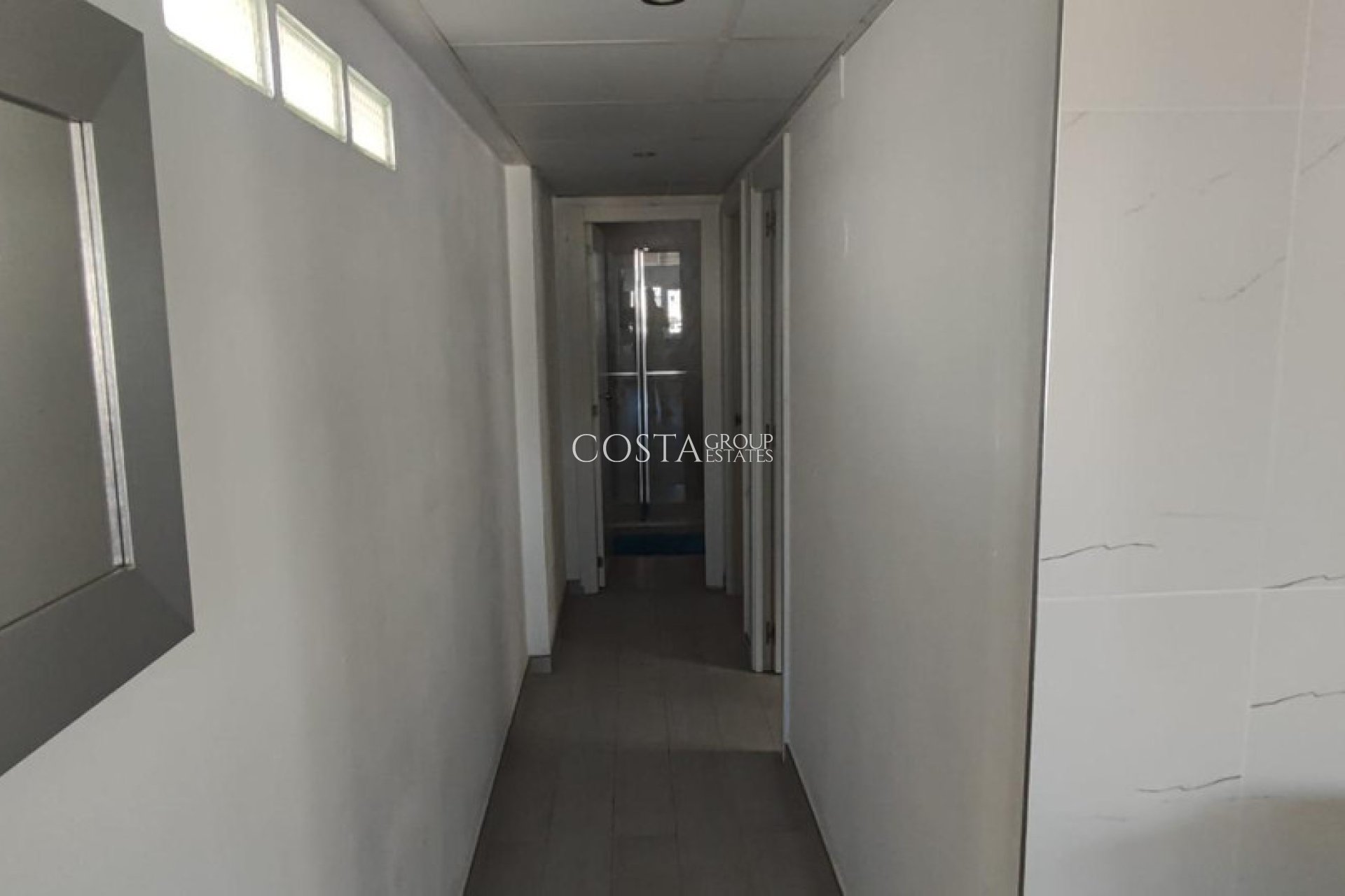 Wiederverkauf - Apartments -
Alicante - Alicante Centro