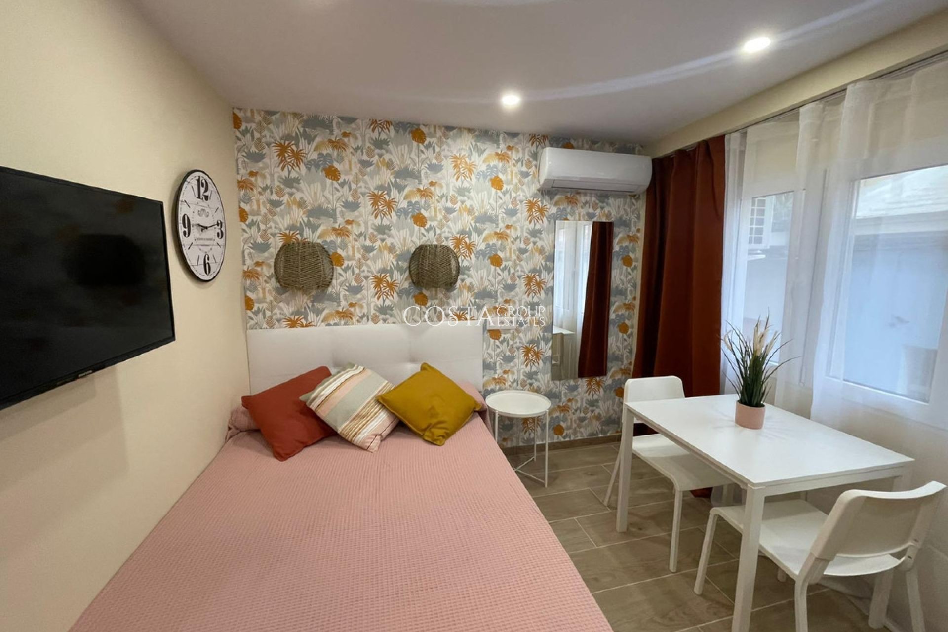 Wiederverkauf - Apartments -
Alicante - Alicante Centro