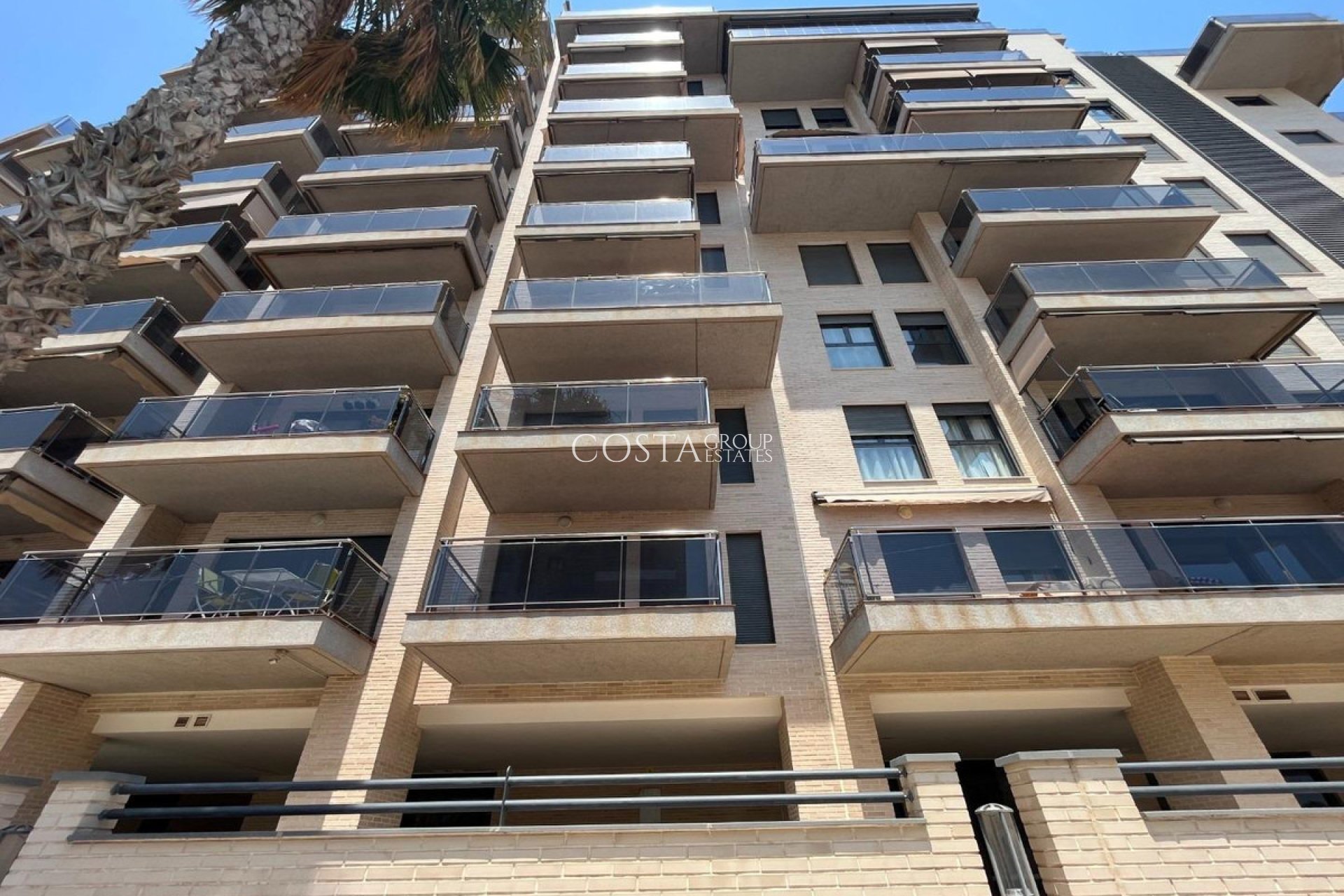 Wiederverkauf - Apartments -
Alicante - Alicante Centro