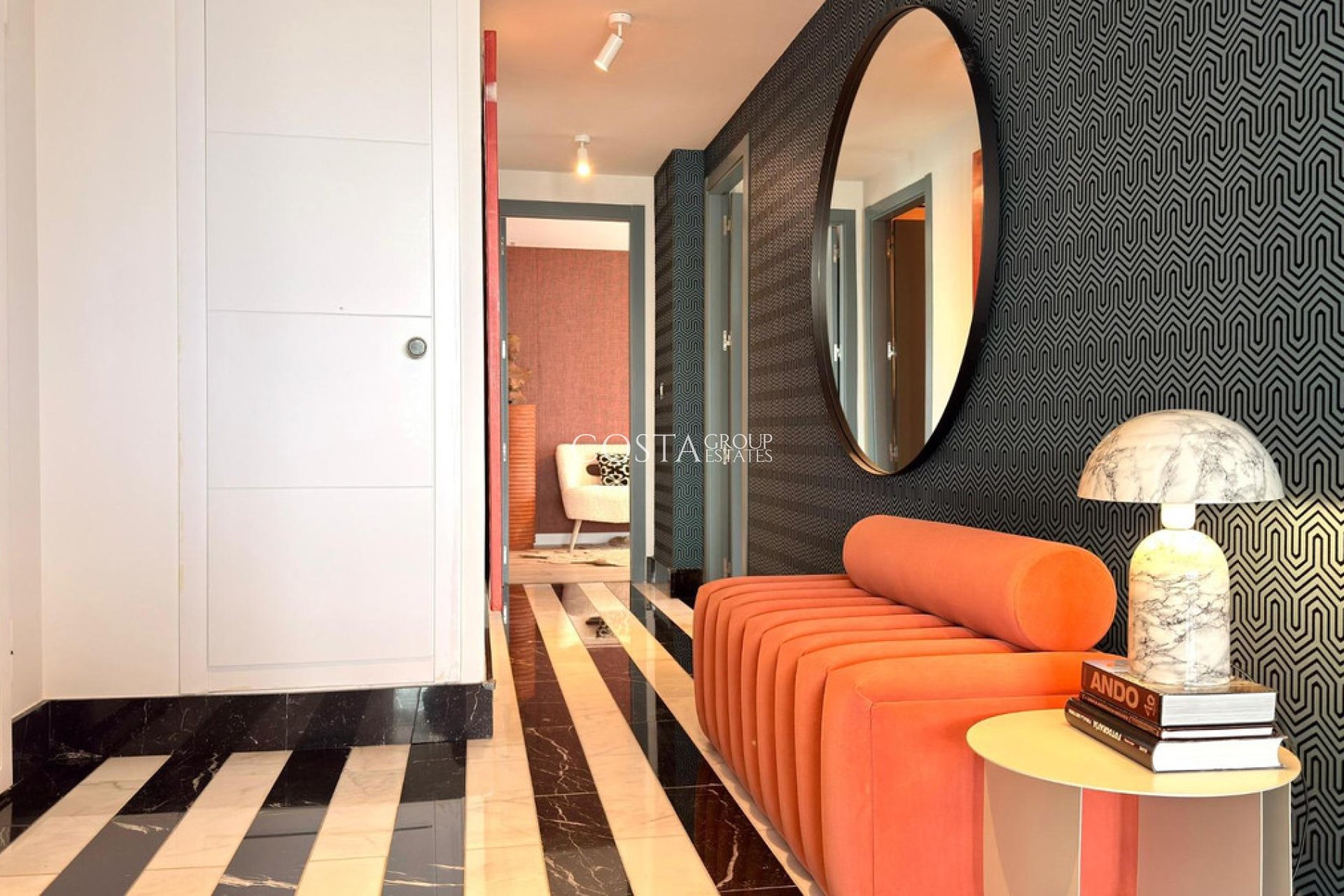 Wiederverkauf - Apartments -
Alicante - Alicante Centro