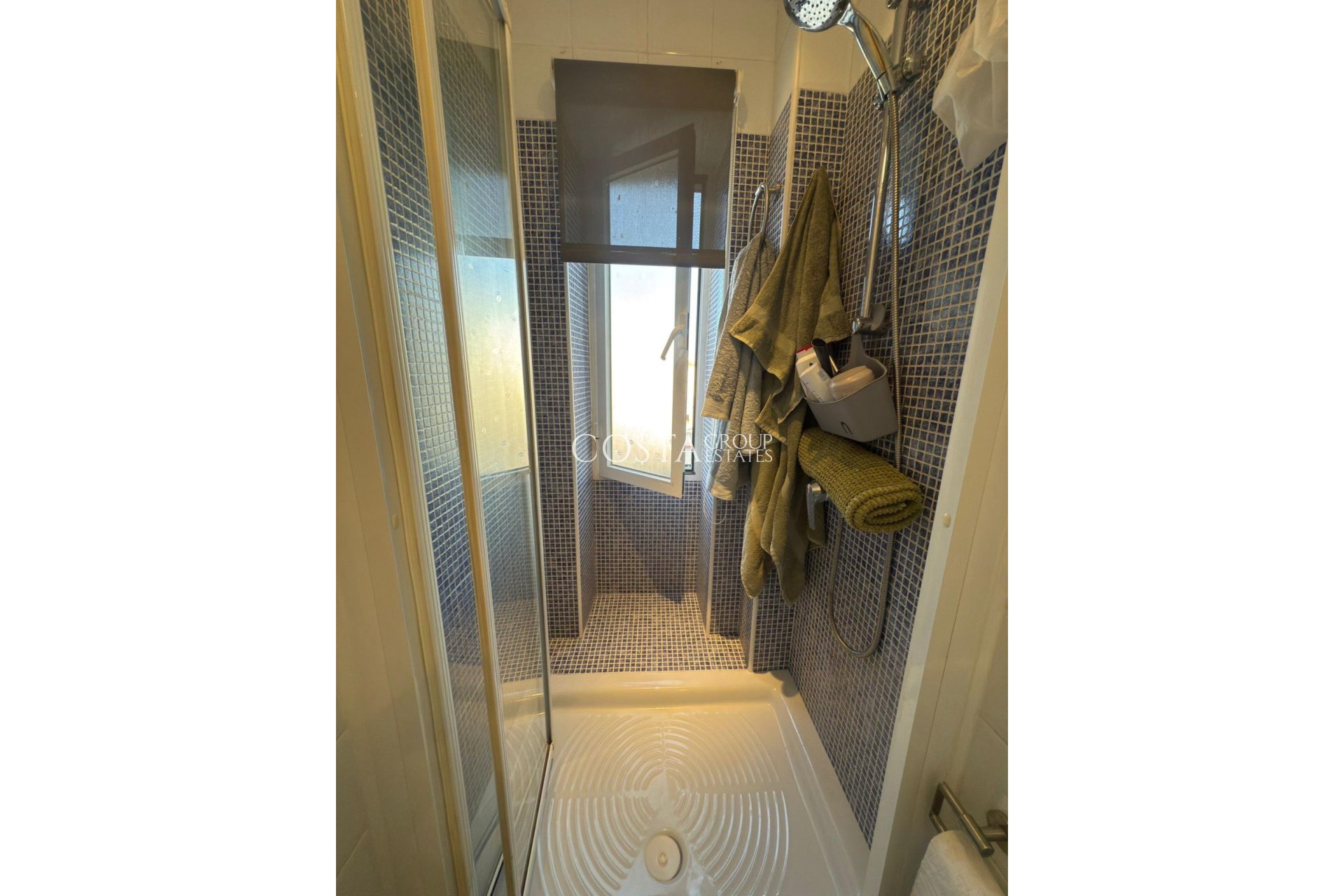 Wiederverkauf - Apartments -
Alicante - Alicante Centro