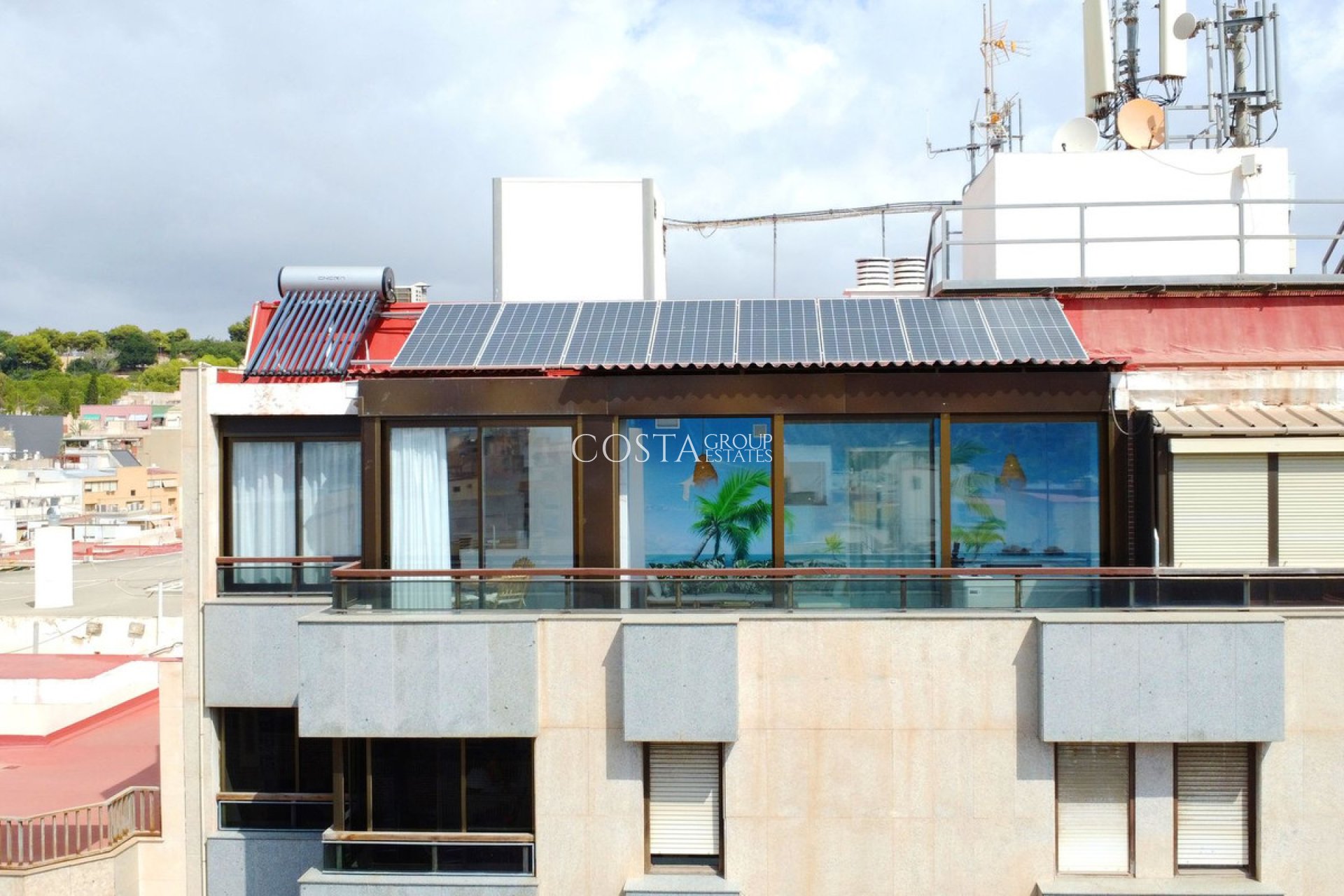 Wiederverkauf - Apartments -
Alicante City - Alicante City Centro